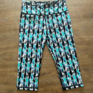 Knee length leggings